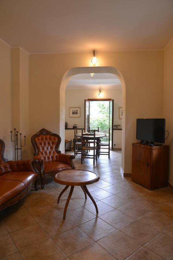 Agriturismo Osteria Du Barba Pe' - Casa Miranda Seborga Exterior foto